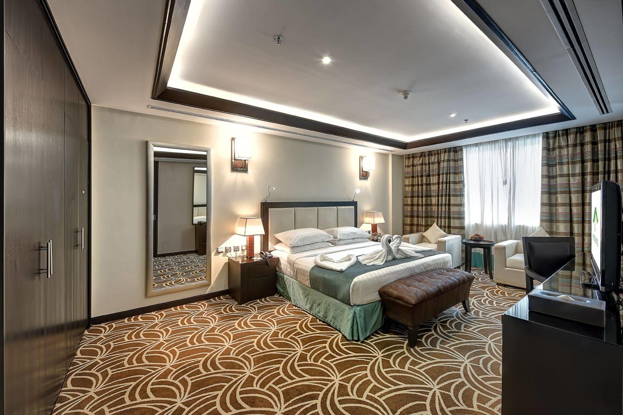 Raintree Rolla Hotel Dubai Ngoại thất bức ảnh