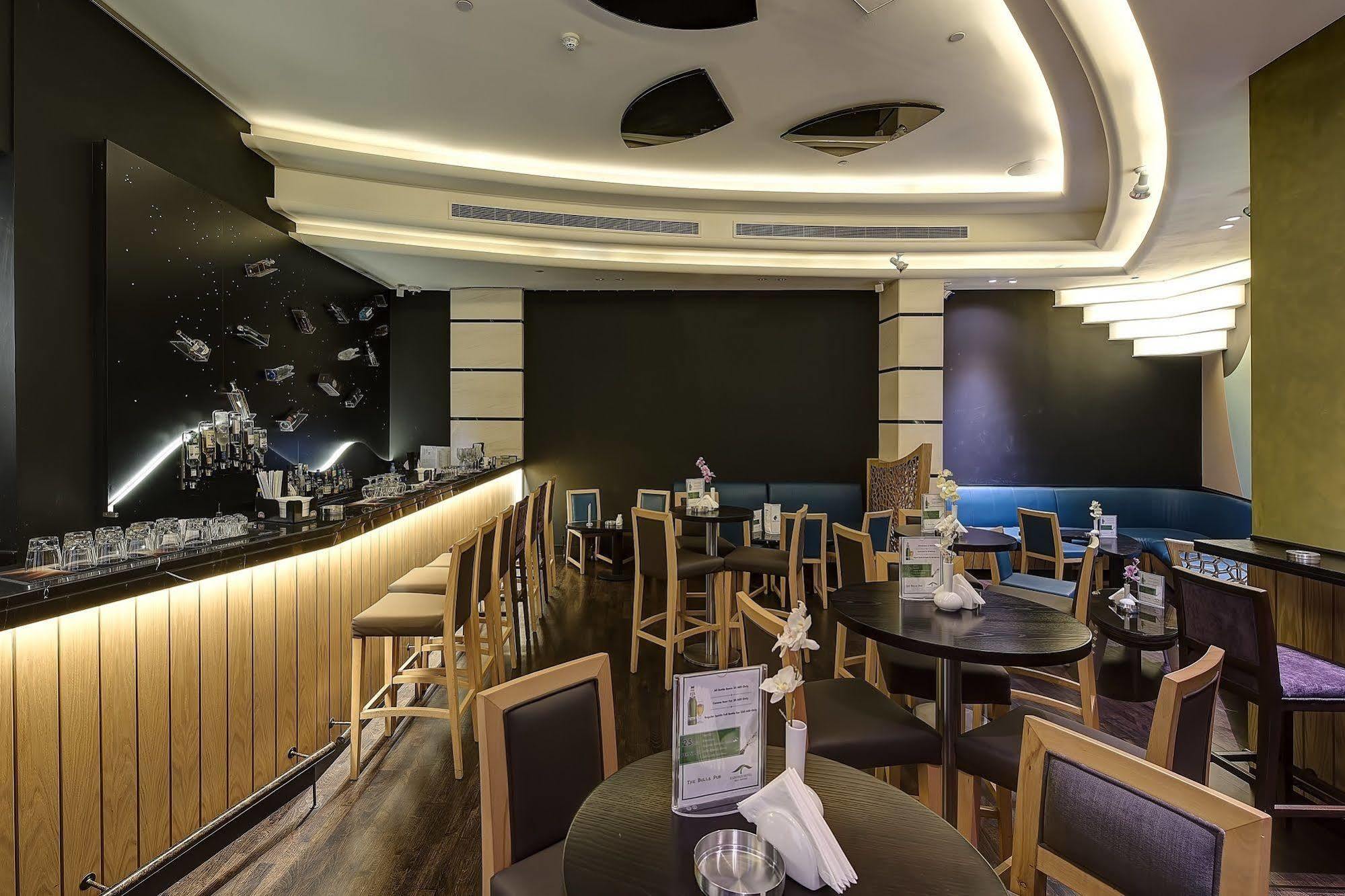 Raintree Rolla Hotel Dubai Ngoại thất bức ảnh